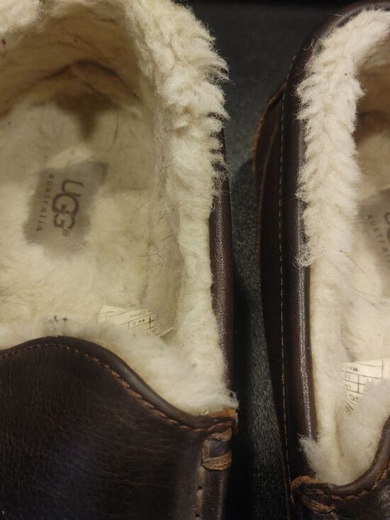 UGG Men’s Brown Leather Shearling Lined Slip-On Slippers Size 11 main image 7